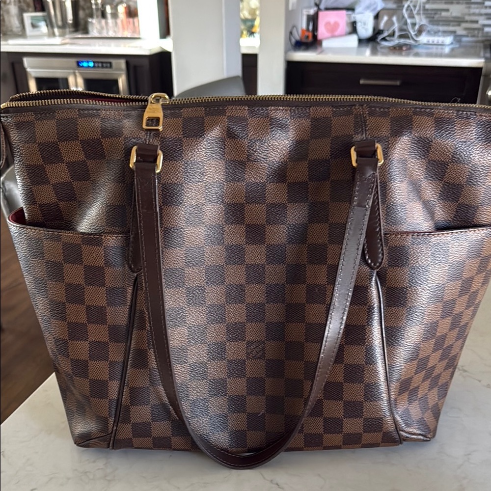 Louis Vuitton Monogram Totally PM